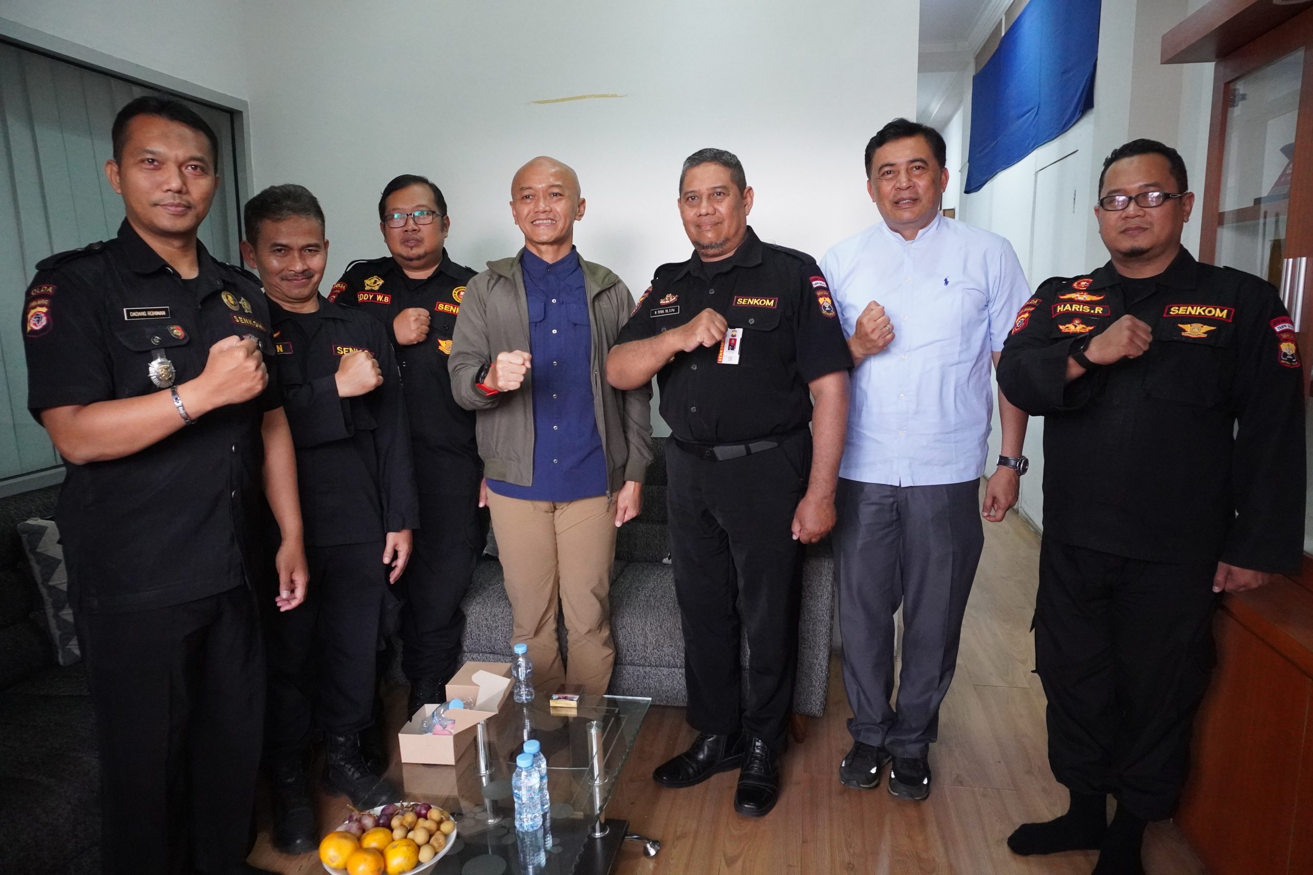 Senkom Jabar Resmikan Monitoring Center, Dirintelkam Polda Jabar Lakukan Gunting Pita